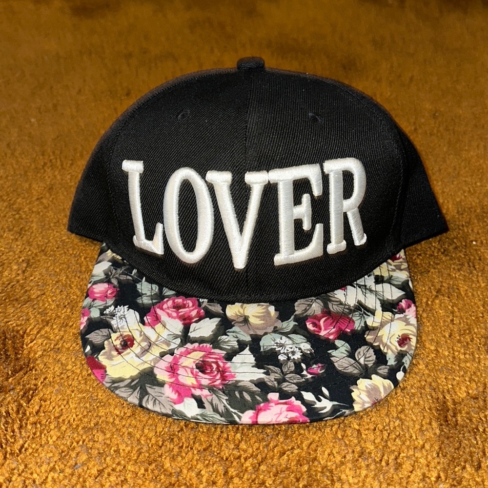 Black and flower SnapBack hat